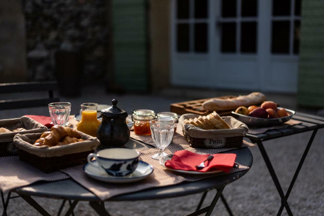 Mas De L'Arrivette Bed & Breakfast Saint-Genies-de-Comolas Bagian luar foto