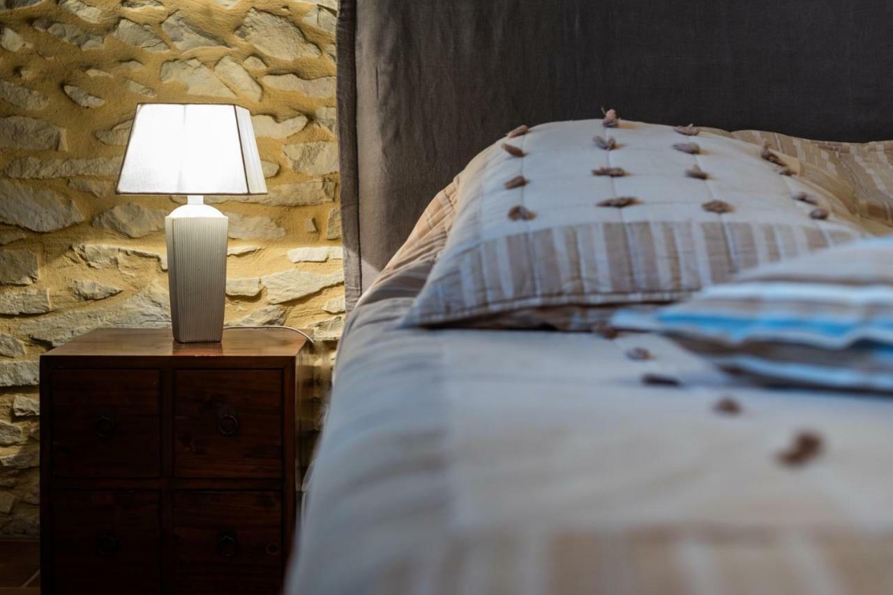 Mas De L'Arrivette Bed & Breakfast Saint-Genies-de-Comolas Bagian luar foto